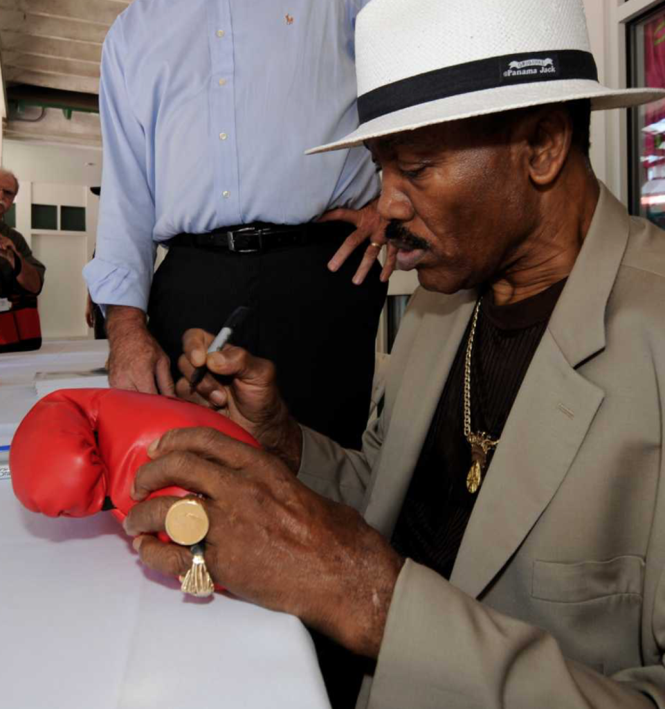 Joe Frazier Autograph Authenticity Check – Real Or Fake - True ...
